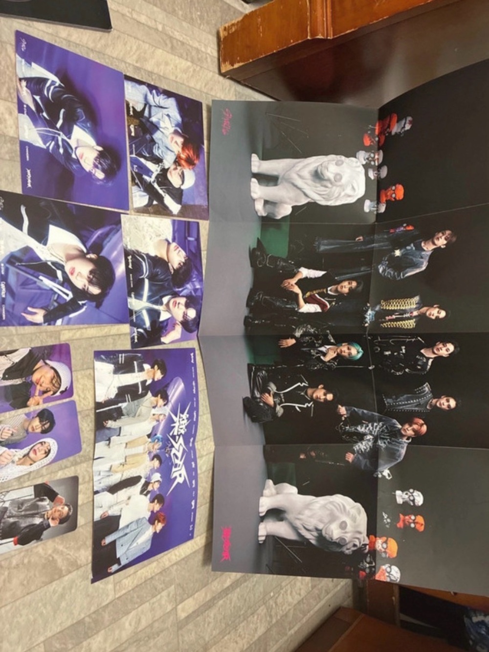 K-Pop Group. Stray Kids Rock Star.Photo Card & Poster Set -Cd-Photo album